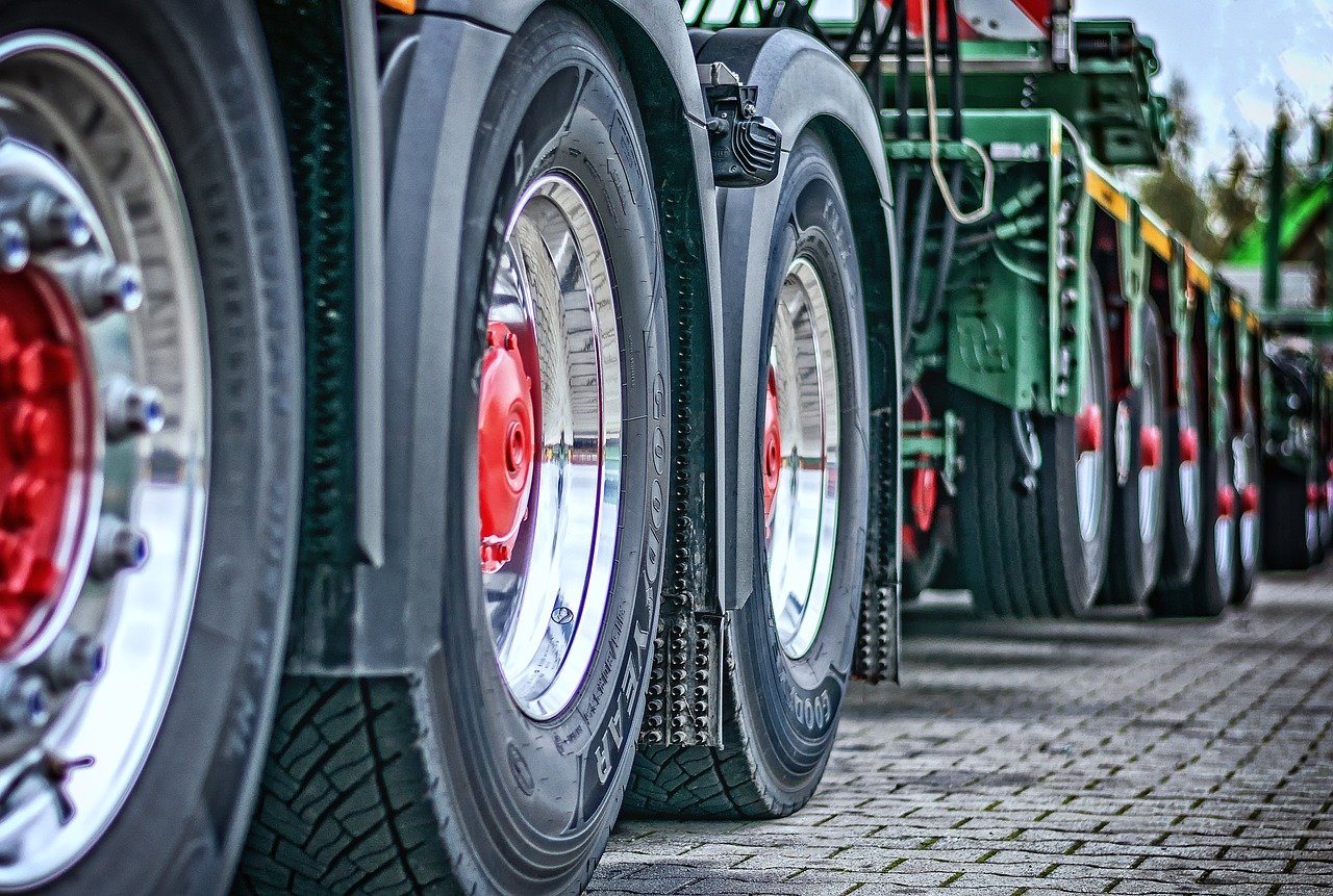 Estás pensando en ser transportista: ¿qué necesitas para obtener el título? Estás pensando en ser transportista: ¿qué necesitas para obtener el título?